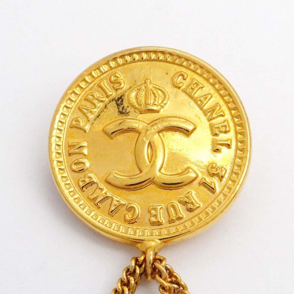 CHANEL Authentic Gold Logo Brooch - Picture 9 of 9